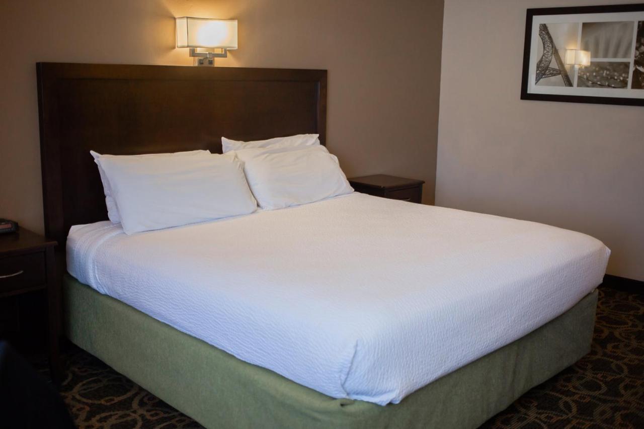 Inn At The Canyons Monticello Bagian luar foto
